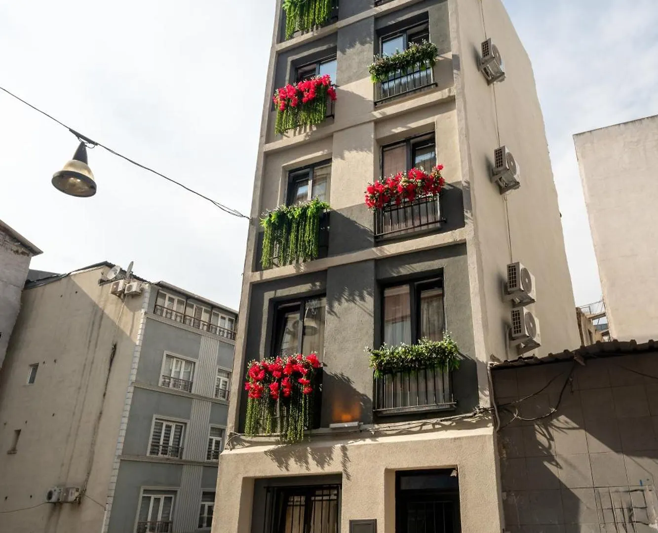 Urban Quarters - Nevizade Hotel Istanbul